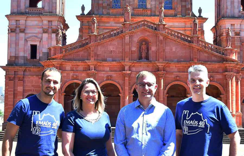 Emaús comemora 40 anos com grande show da Banda Anjos de Resgate